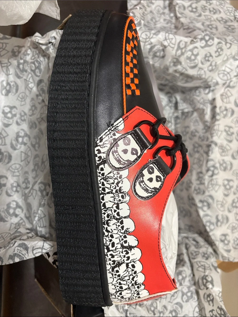 StrongEcvlt Red & Black Platform Creeper Shoes